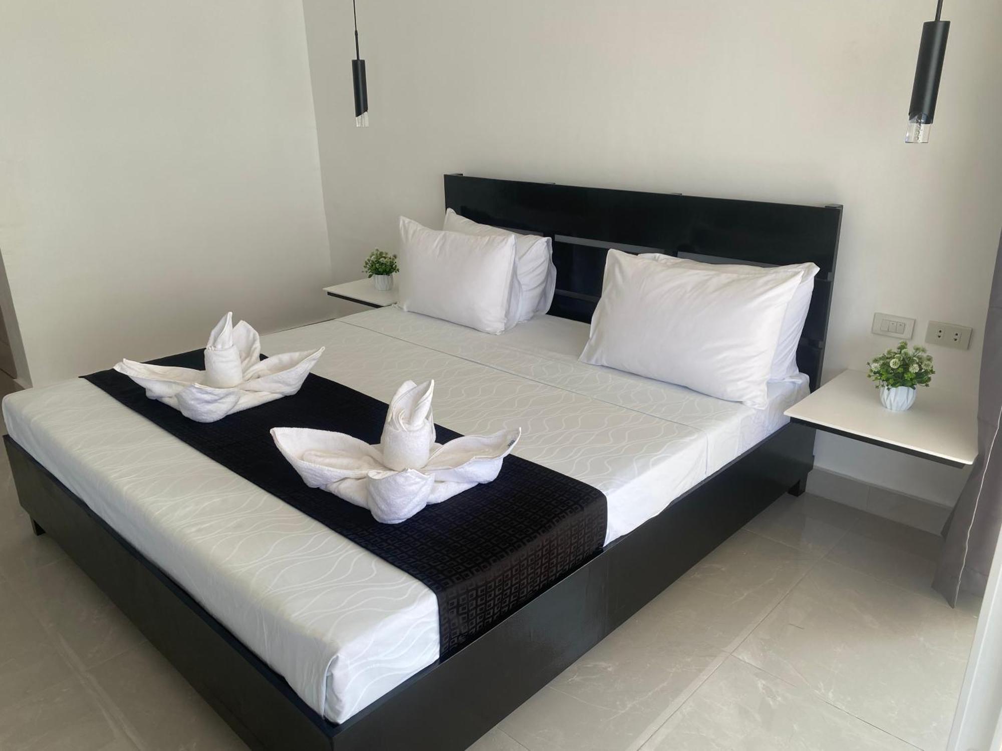 Papa Freds Beach Resort Пуерто Галера Екстериор снимка